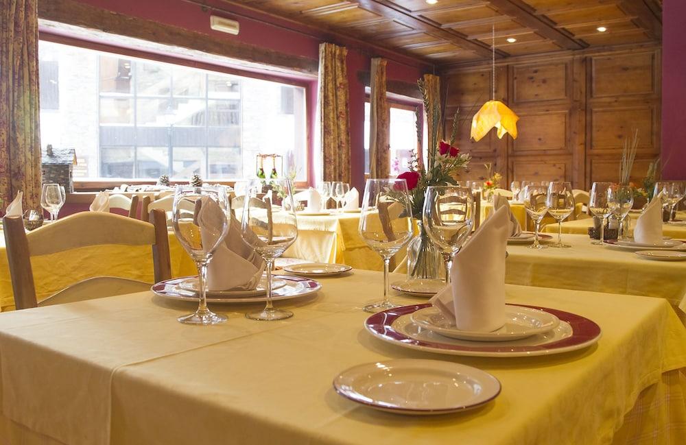Hotel Bassibe 4*